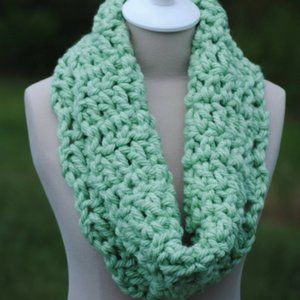Crochet Mint Cowl/New
